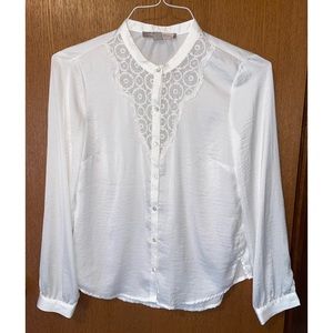 Forever 21 White Silky Victorian Lace Long Sleeve Button Down Blouse - Size XS